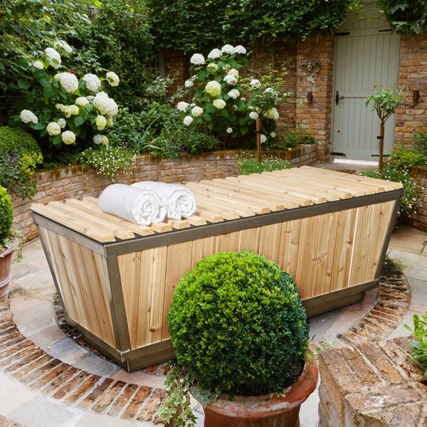 LeisureCraft Polar Cold Plunge Tub